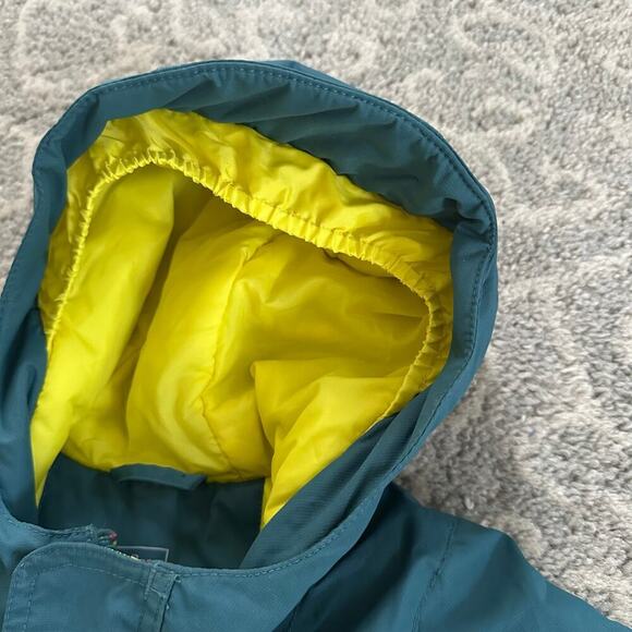LL Bean Coldbuster Snowsuit Blue Yellow Pink Toddler 12-18 Mo Adjustable Stitch - Picture 8 of 9